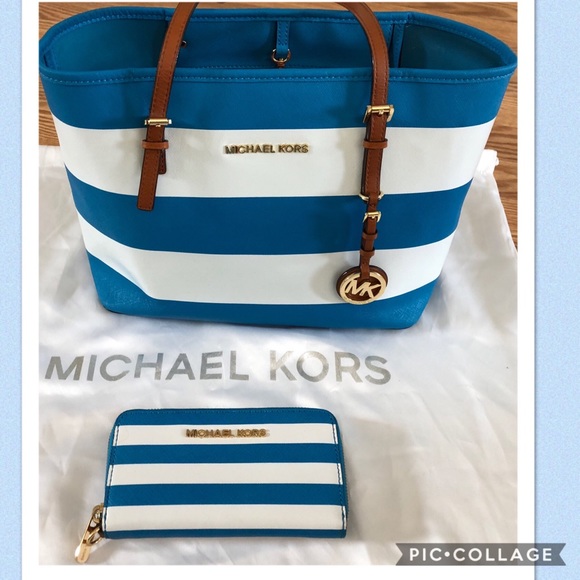 Michael Kors Handbags - Beautiful Michael kors tote and wallet